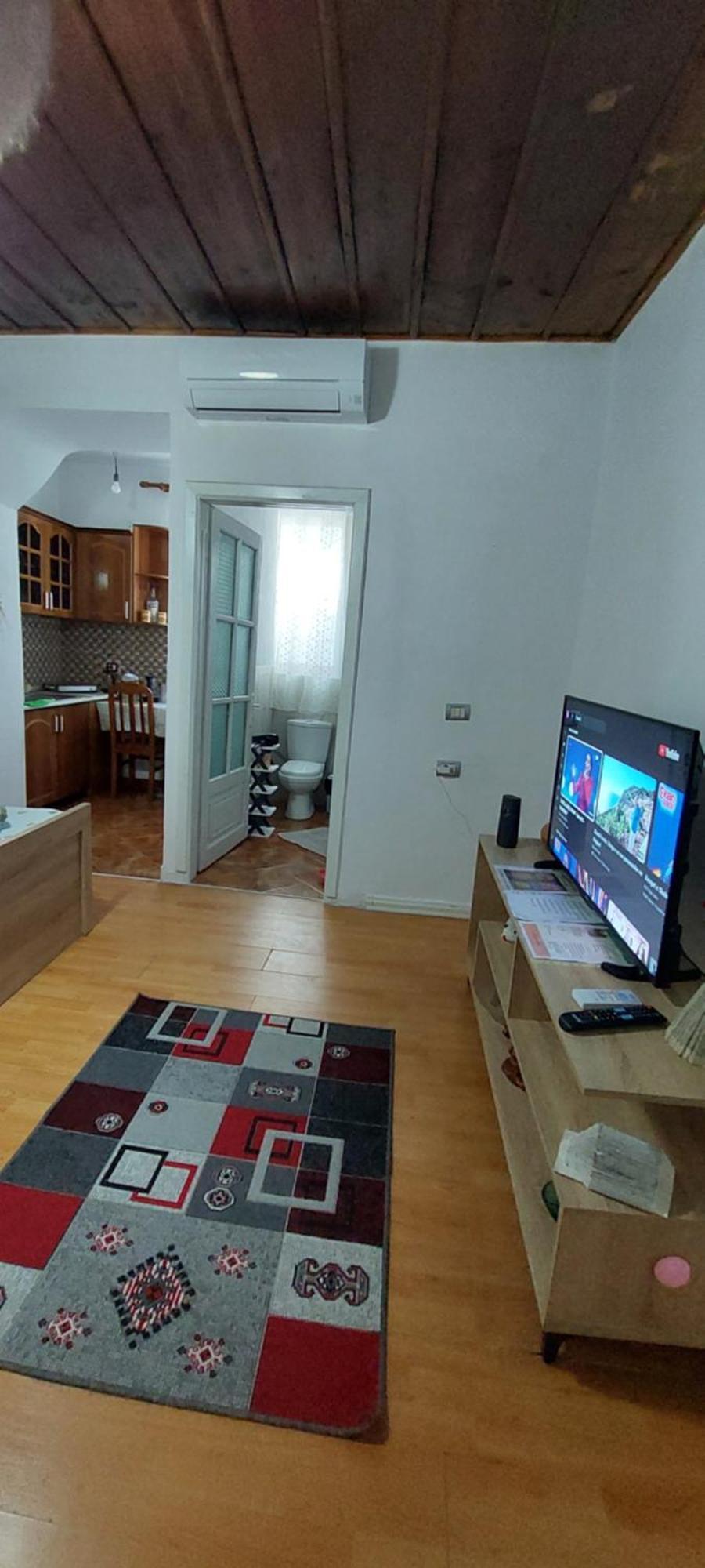 Flowers Apartment