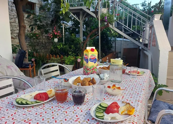 Guest House Flowers